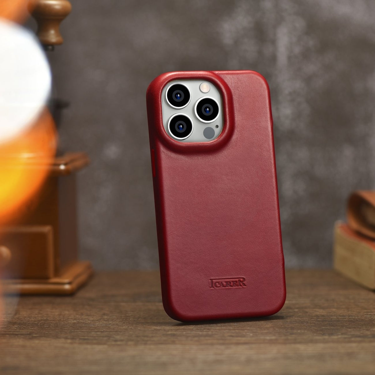 iCarer Curved Edge Oil Wax Leather Folio - Δερμάτινη MagSafe Flip Θήκη-Πορτοφόλι - Apple iPhone 14 Pro - Red (AKI14220706-RD)