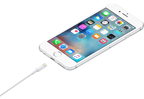 Official Apple Data Cable New - Καλώδιο Φόρτισης και Μεταφοράς Δεδομένων USB-A σε Lightning - 100cm - 12W - White (MUQW3ZM/A)